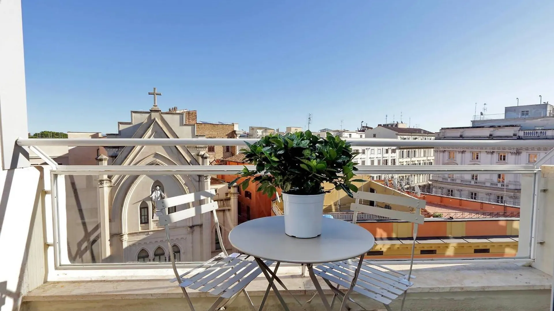 La Flavia Design City Suites Rome By Halldis