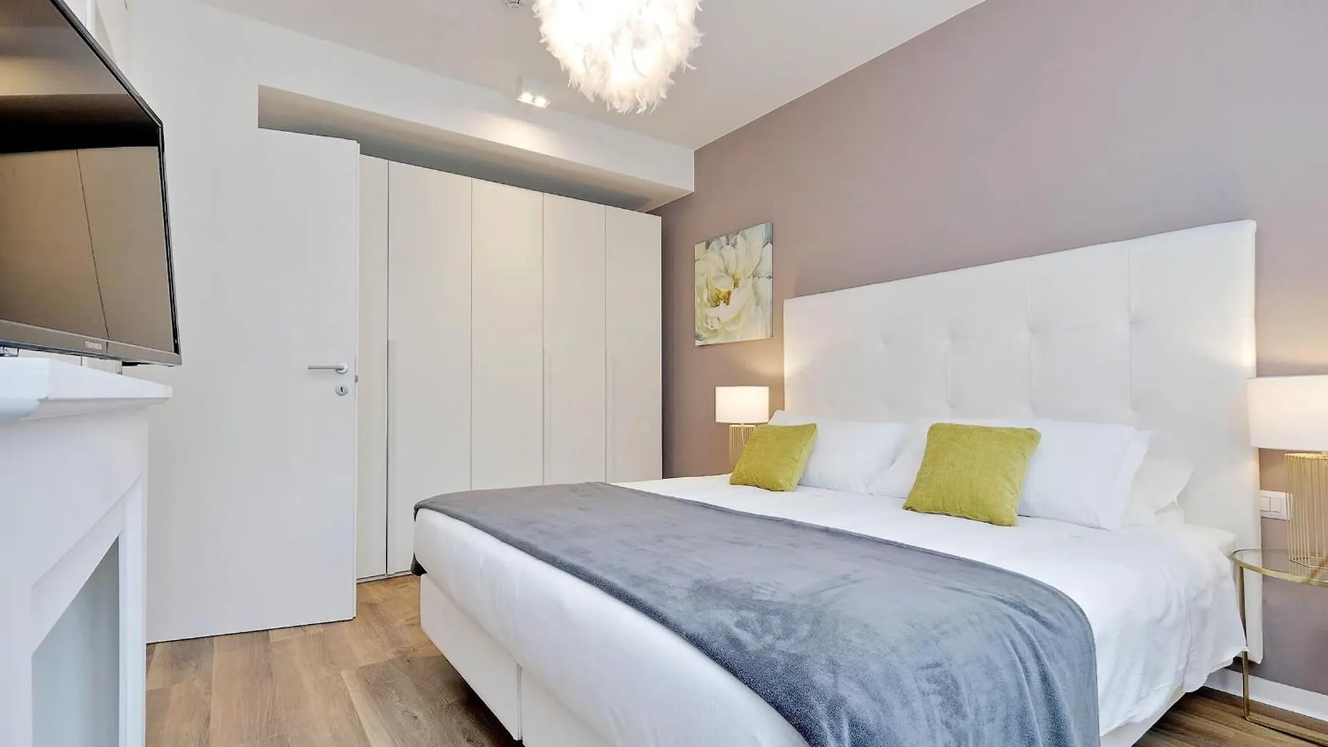 La Flavia Design City Suites Rome By Halldis 0*,